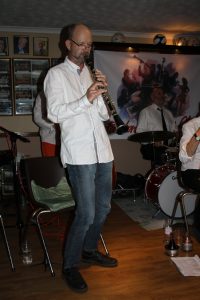 New Orleans Z'hulus Jazz Band with Jesper Capion Larsen, clarinetist (from Denmark) at Farnborough Jazz Club on 22nd May 2015. Photo by Mike Witt.
