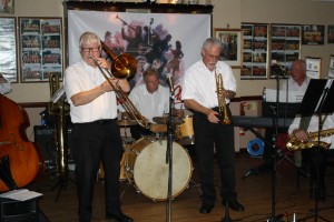 Bob Dwyer's Bits & Pieces at Farnborough Jazz Club 25Sep2015. Bob (pic) -trombone, Max Emmons (pic) trumpet, John Lee (reeds), Hugh Crozier (piano), John Baine (d.bass &bass sax), Chris Marchant (pic) drums & guest Burt Butler (banjo).