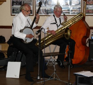 Burt Butler (bnj) & John Bayne (bsax) at Farnborough JC with Bob Dwyer's Bits & Pieces, 25 Sep2015