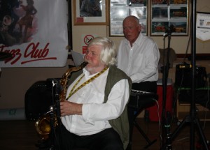 John Lee (t.sax) & Hugh Crozier (pno) at Farnborough JC with Bob Dwyer's Bits & Pieces 25Sept2015.