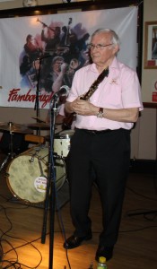 Bernard Stutt (clarinet) featured, accompanied by Pete Clancy (vocals & d.bass, Pete Lay (drums) and Phil Durrell (banjo) in Sussex Jazz Kings at Farnborough Jazz Club (Kent) on 29th April 2016. Photo by Mike Witt.